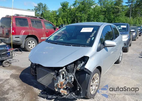 2012 Toyota Yaris Le из США, поврежденный, VIN JTDJTUD35CD540190